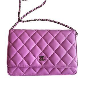 CHANEL Quilted Leather Classic WOC Clutch Bag purple/pink
